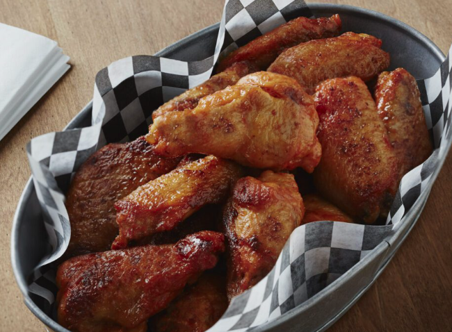 08760 - Ailes poulet assaisonnées avec isolat de protéine de soya, Classe B, Congelées